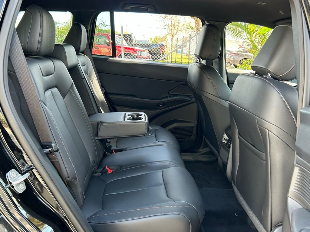 New 2026 Jeep Cherokee Limited image 33