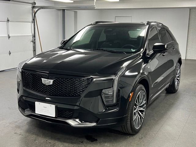 Used 2025 Cadillac XT4 Sport AWD/4WD image 1
