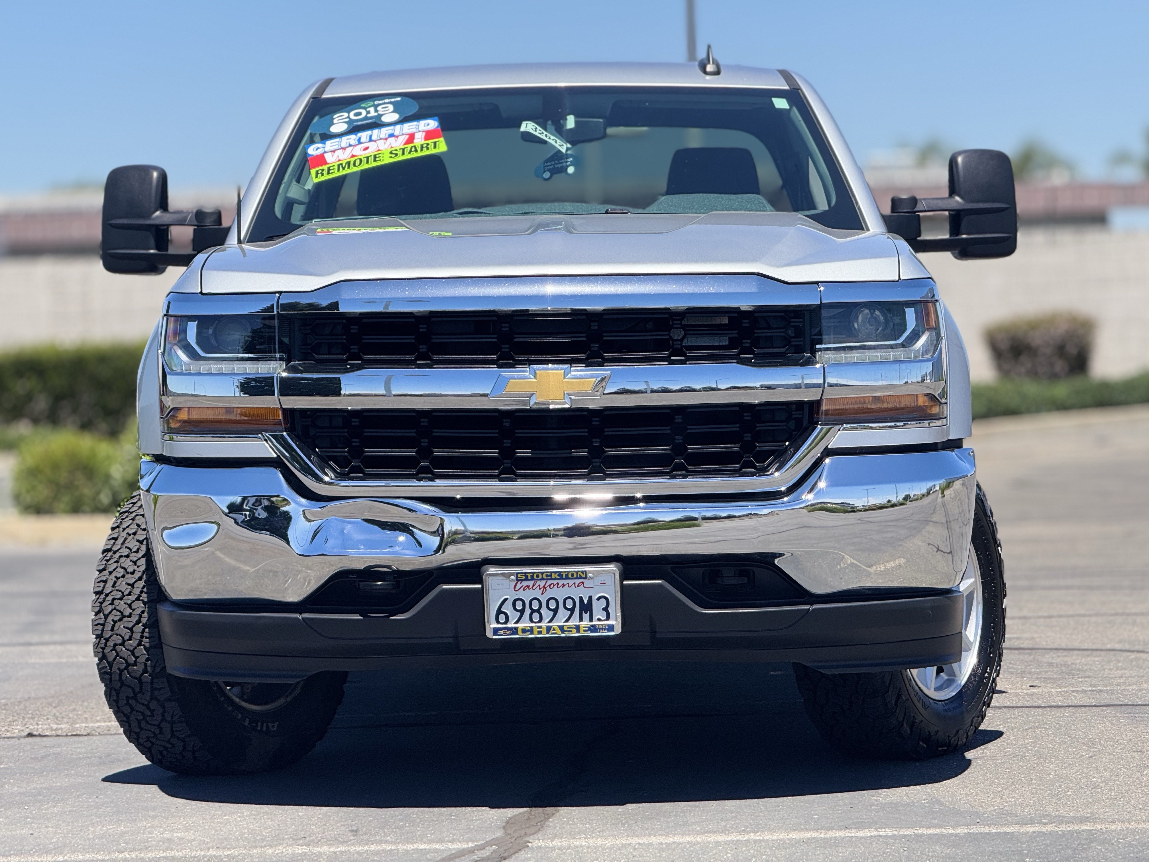 Used 2019 Chevrolet Silverado 1500 LT AWD/4WD image 2