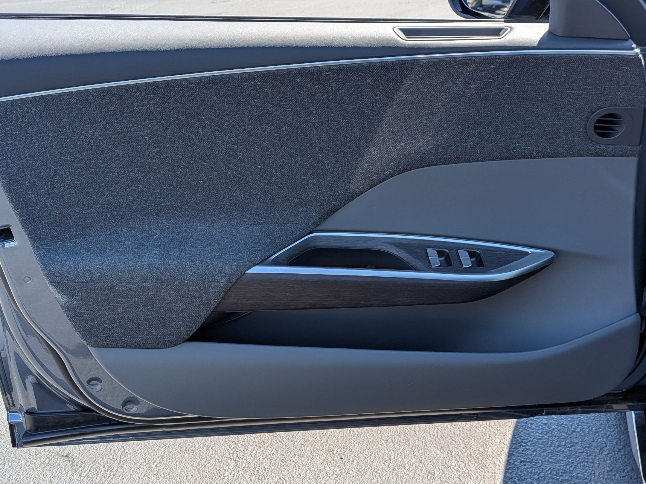 Used 2024 Lucid Air Touring image 14
