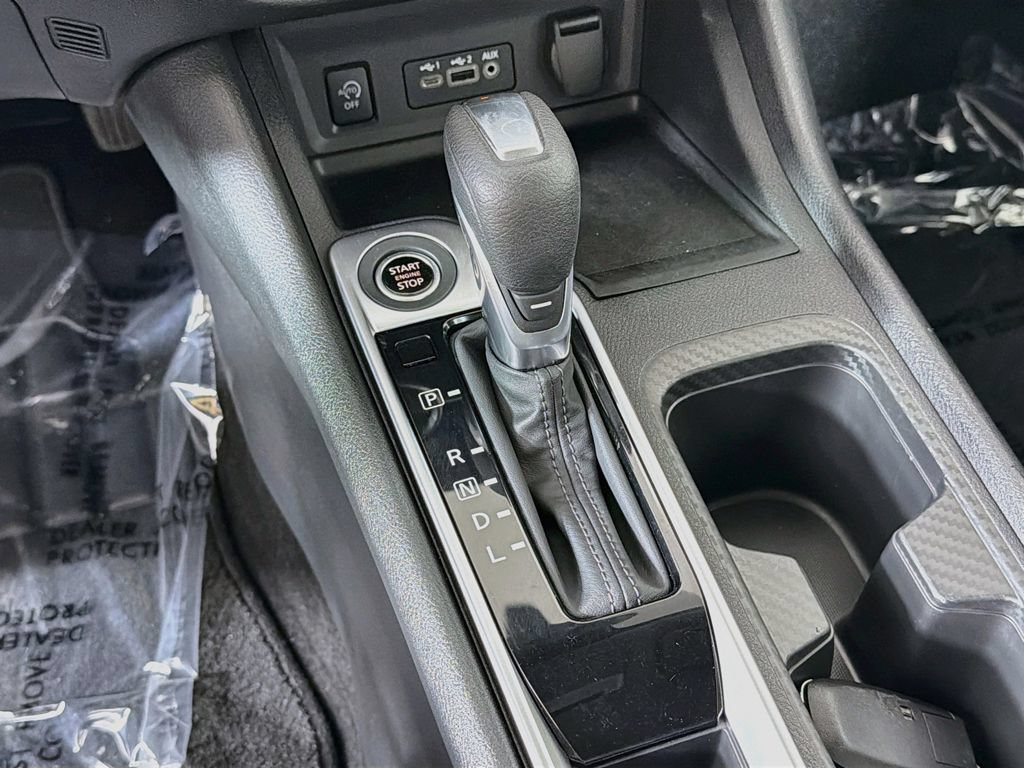 Used 2024 Nissan Sentra SV FWD image 32