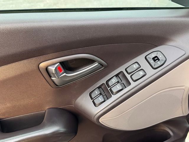 Used 2014 Hyundai Tucson GLS image 14