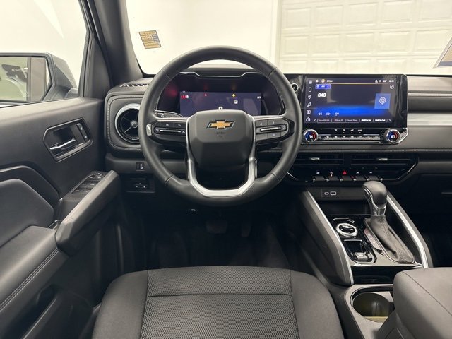 Used 2024 Chevrolet Colorado LT w/ LT Convenience Package image 23