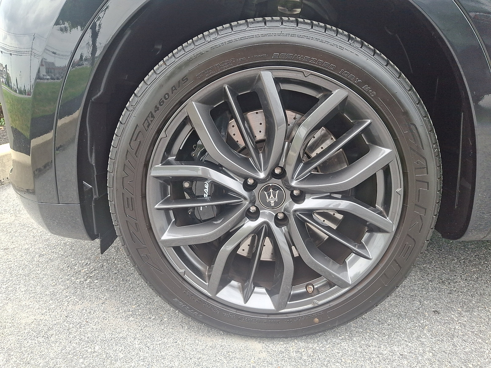 Used 2024 Maserati Levante GT Ultima AWD/4WD image 19