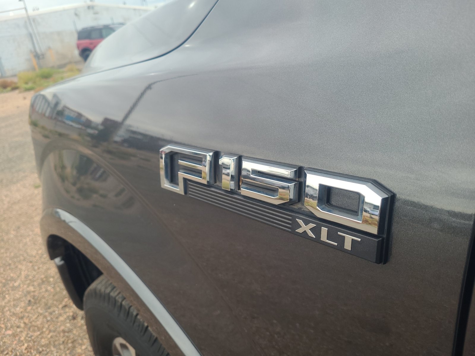 Used 2019 Ford F150 XLT w/ Equipment Group 302A Luxury AWD/4WD image 24