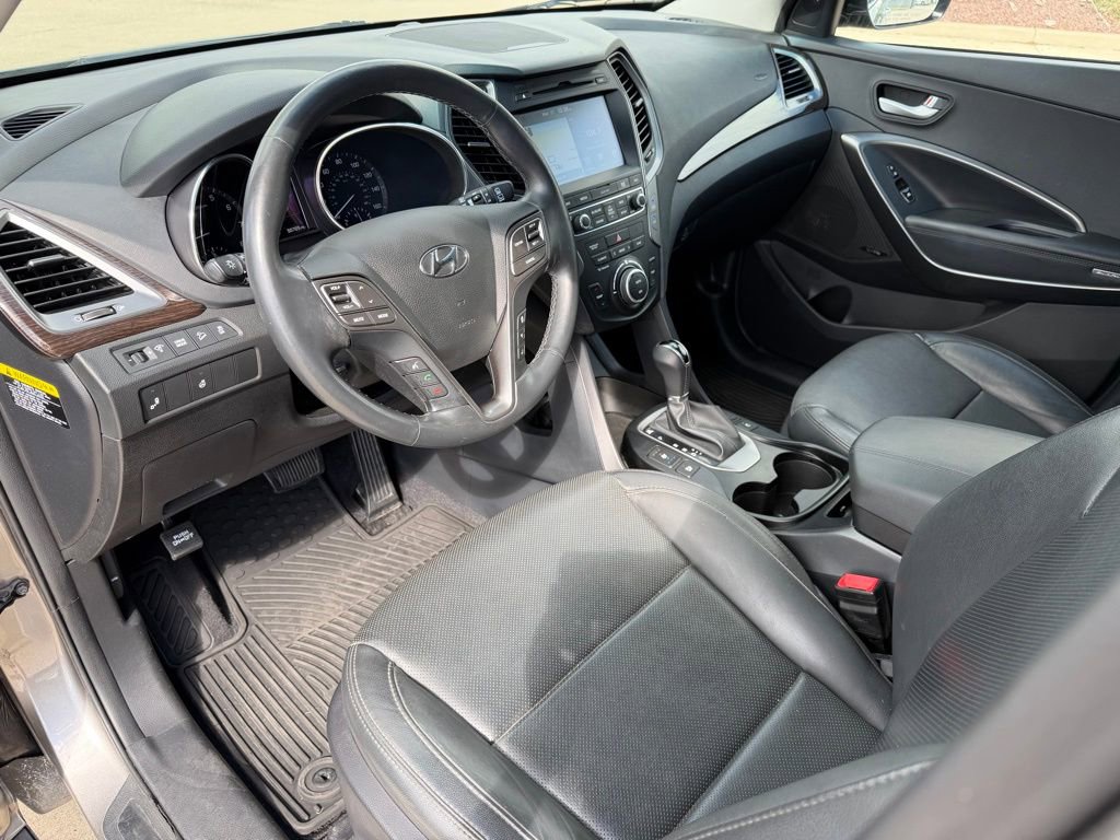 Used 2017 Hyundai Santa Fe Sport image 11