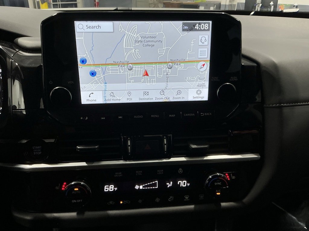 Used 2025 Nissan Pathfinder SL image 6