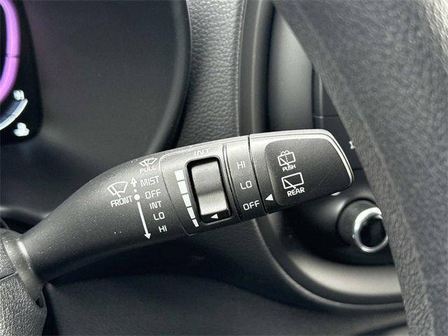 Used 2023 Kia Soul LX w/ LX Technology Package image 25