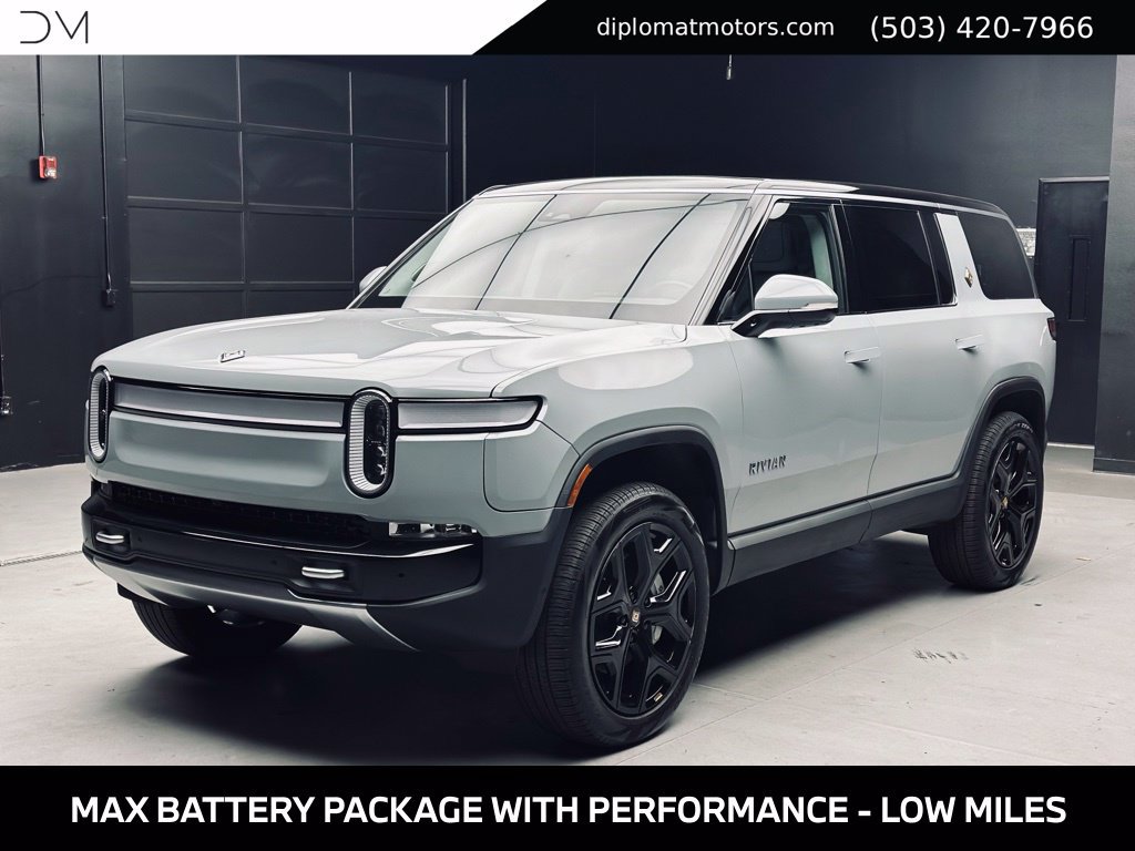 Used 2024 Rivian R1S Adventure Dual AWD/4WD image 1