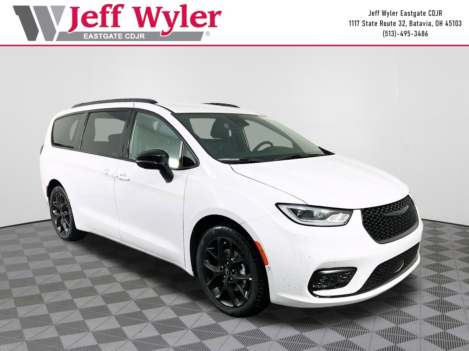 New 2026 Chrysler Pacifica Select FWD image 1