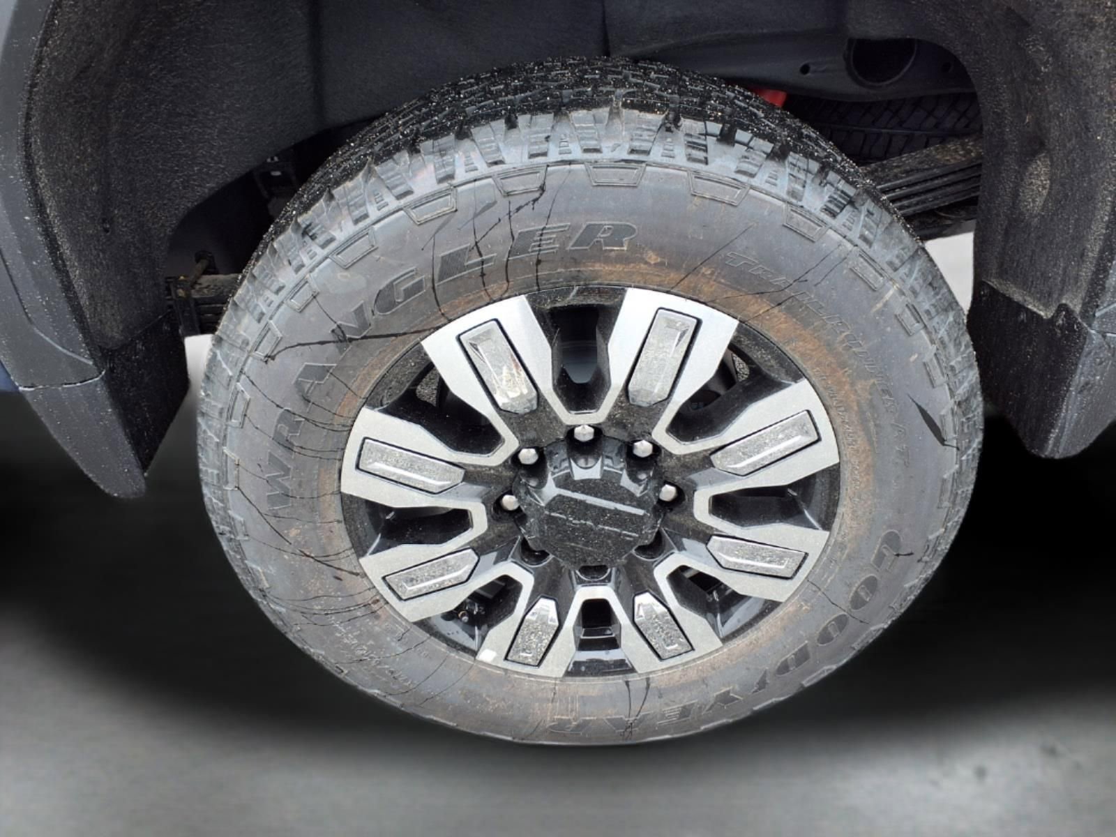 New 2026 GMC Sierra 2500 Denali image 17