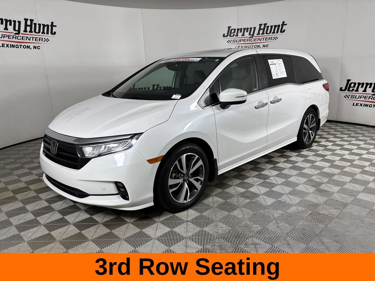 Used 2023 Honda Odyssey Touring image 8