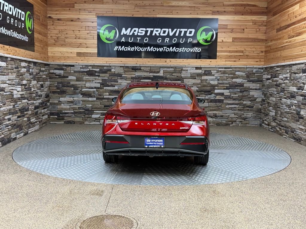 Certified 2025 Hyundai Elantra Limited w/ Cargo Package image 8