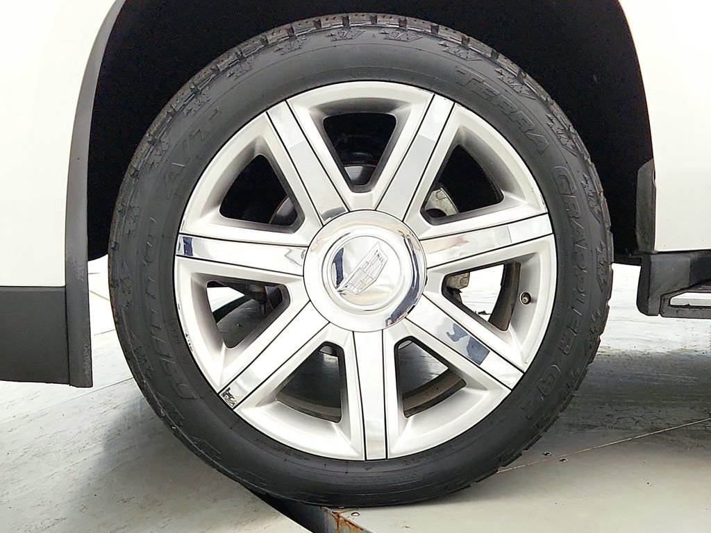 Used 2019 Cadillac Escalade ESV Luxury image 42