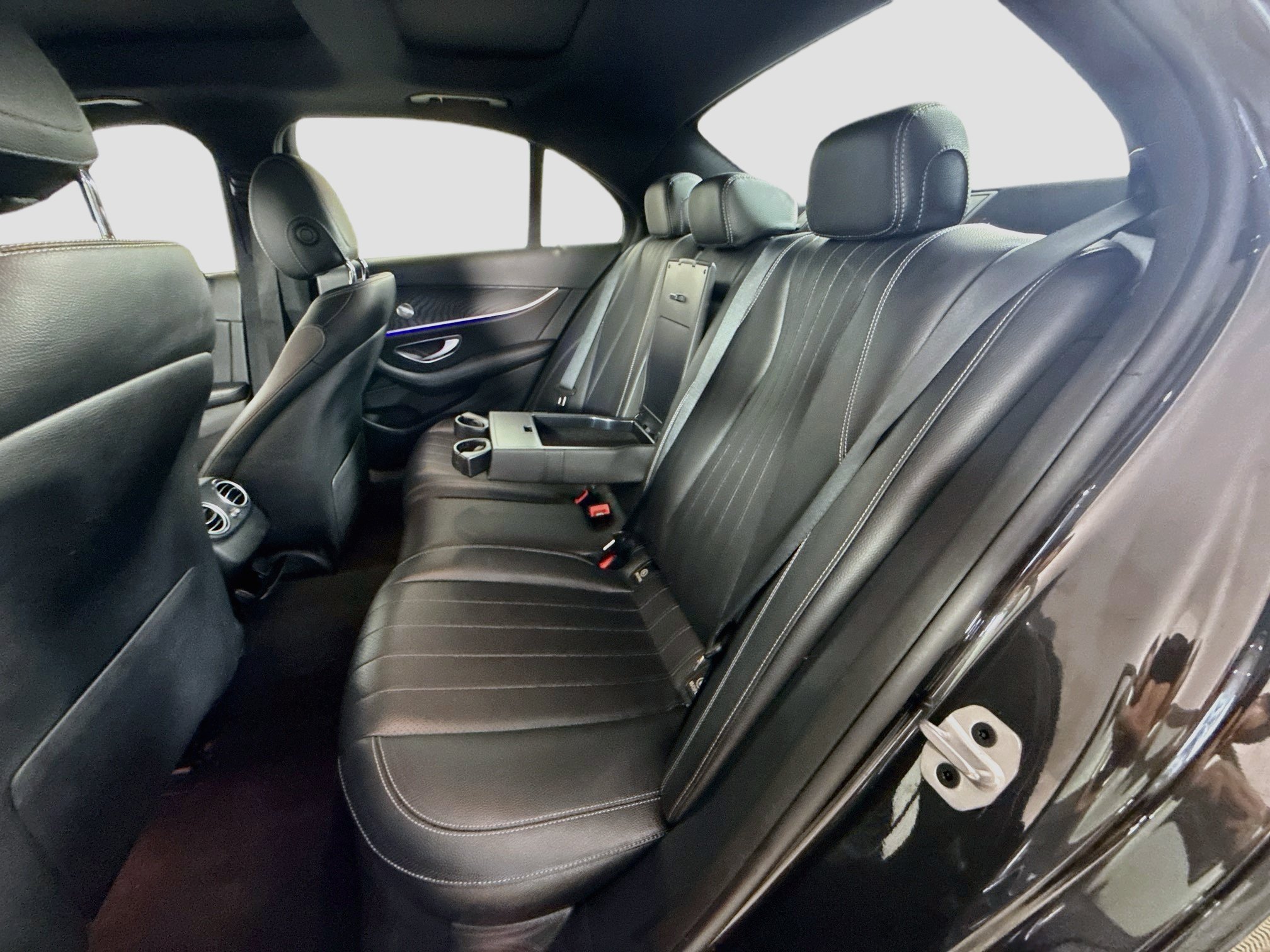 Used 2021 Mercedes-Benz E 450 4MATIC Sedan image 25