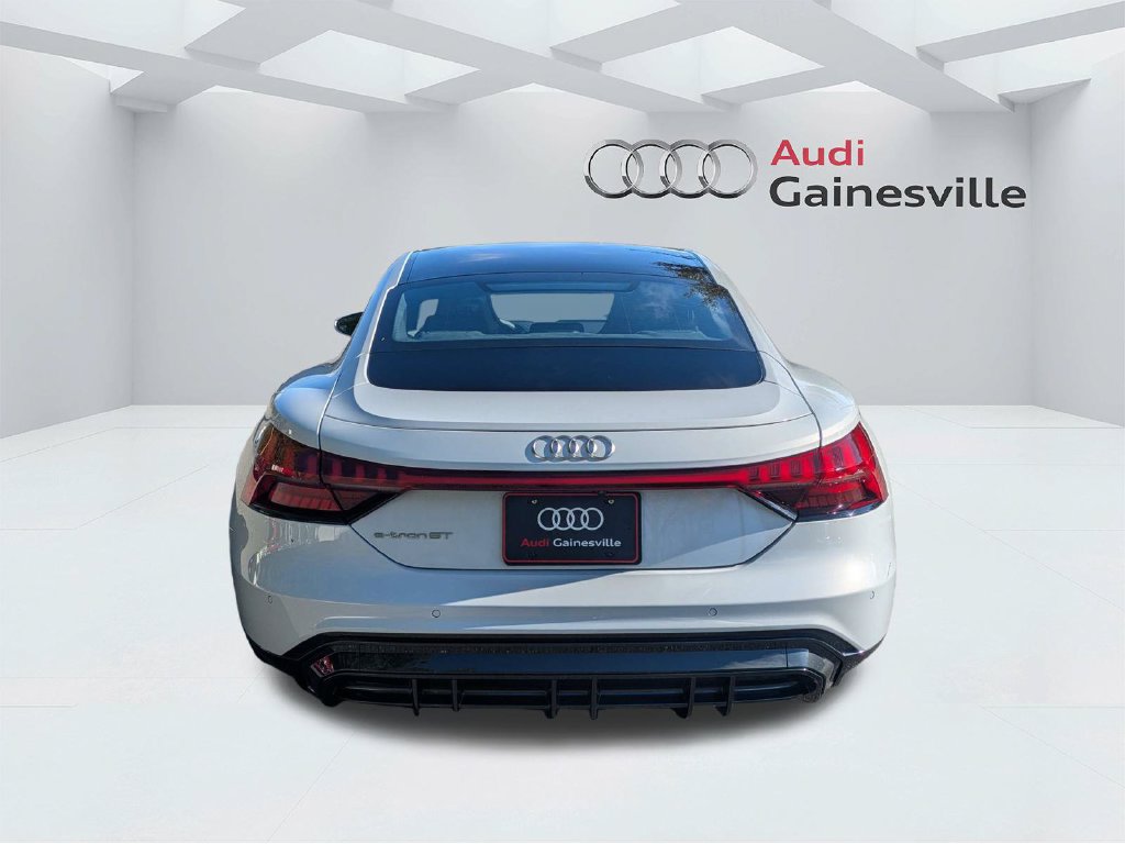 Used 2024 Audi e-tron GT Prestige AWD/4WD image 5