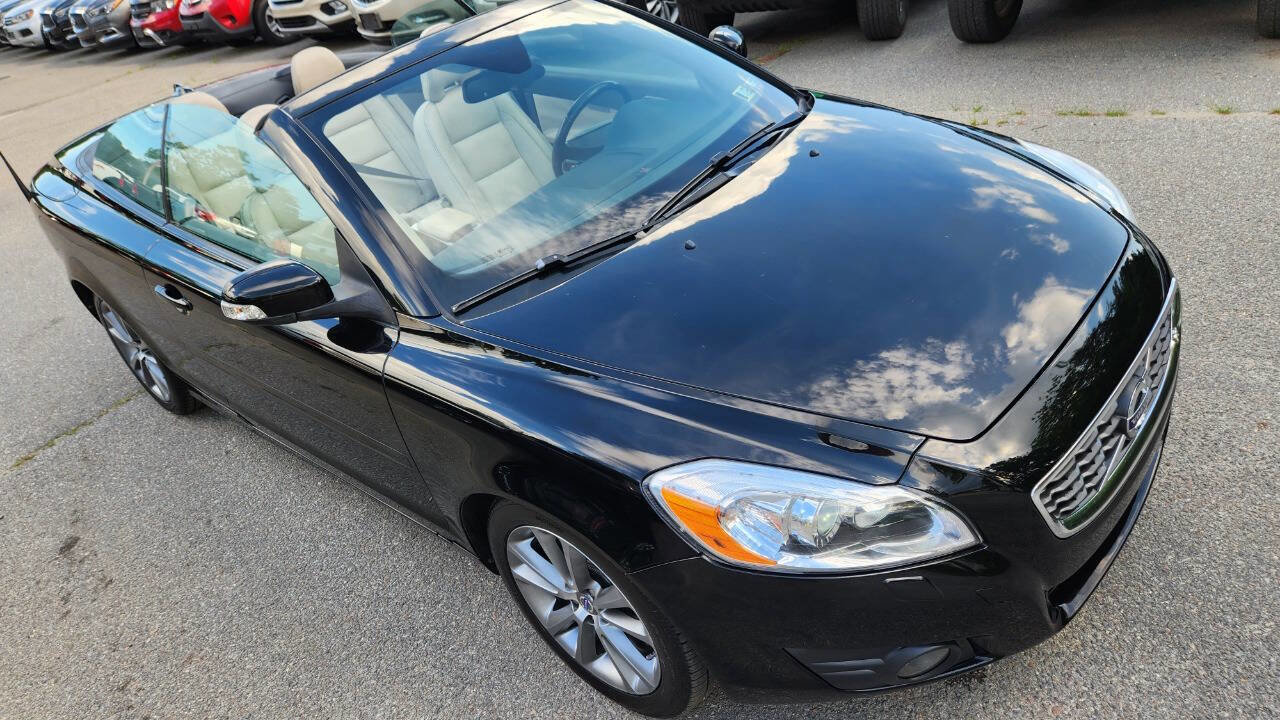 Used 2012 Volvo C70 T5 w/ Climate Pkg image 20