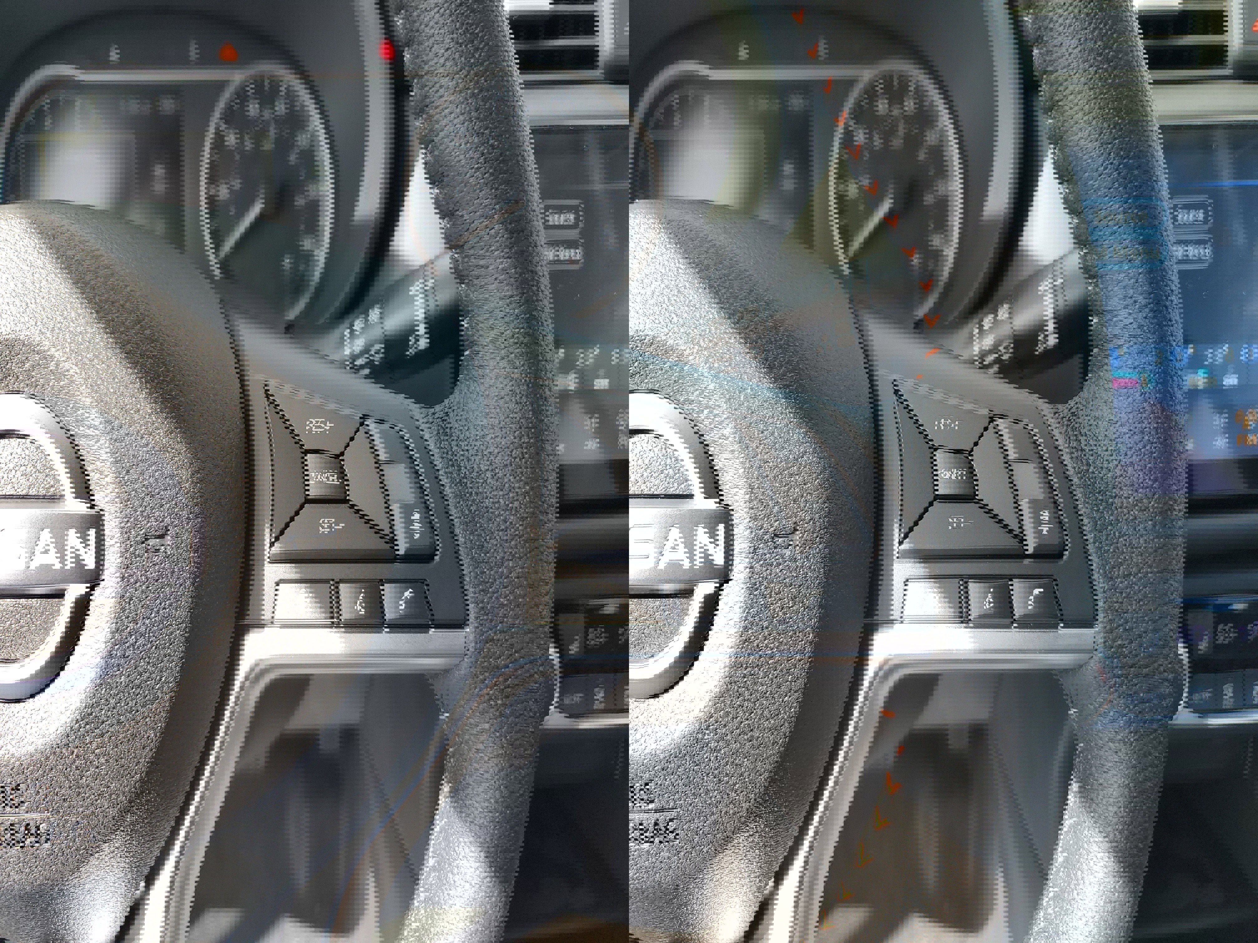 New 2025 Nissan Versa SR w/ Trunk Package image 22