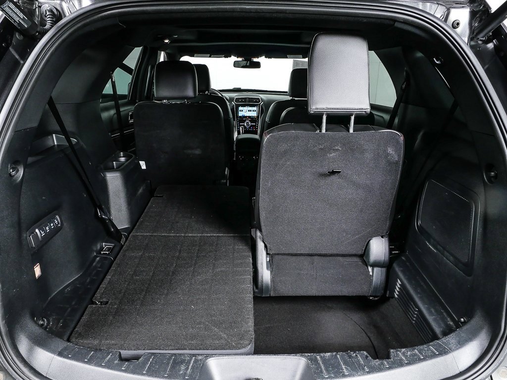 Used 2018 Ford Explorer Sport w/ Equipment Group 401A image 34