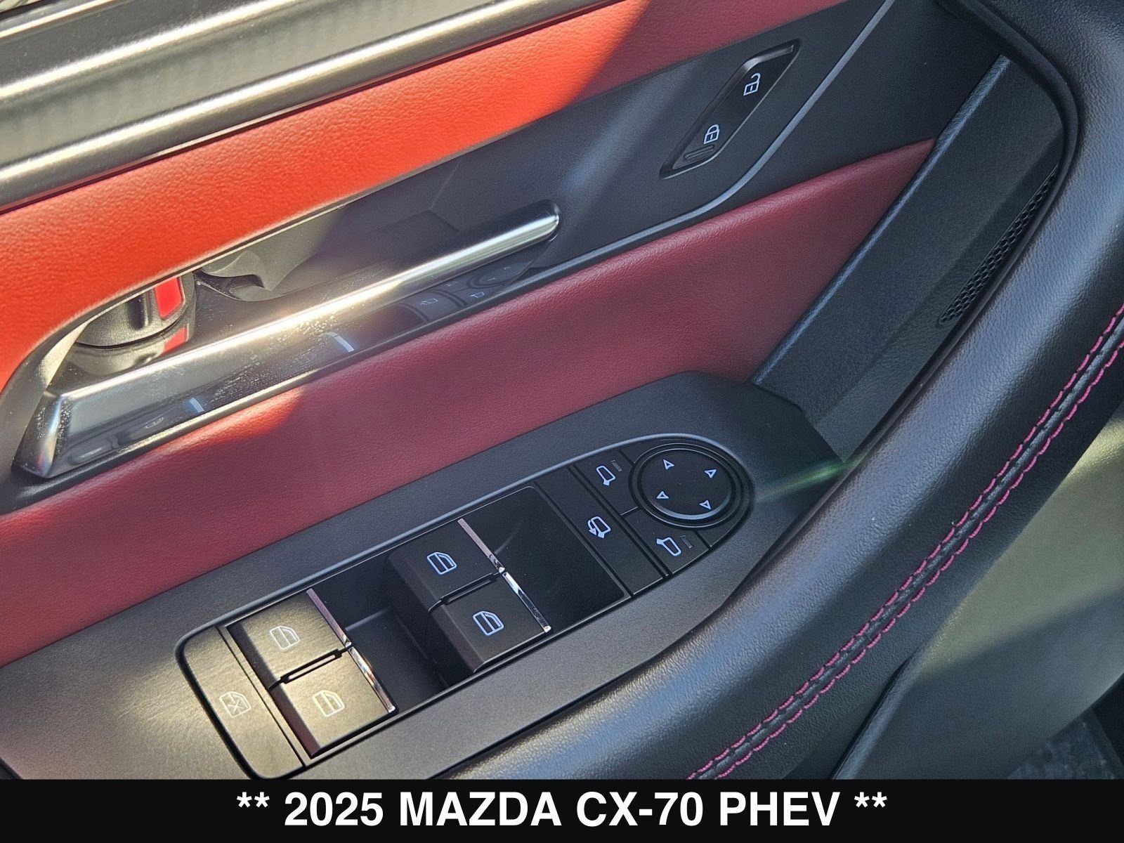New 2025 MAZDA CX-70 Plug-In Hybrid w/ Premium Plus image 11