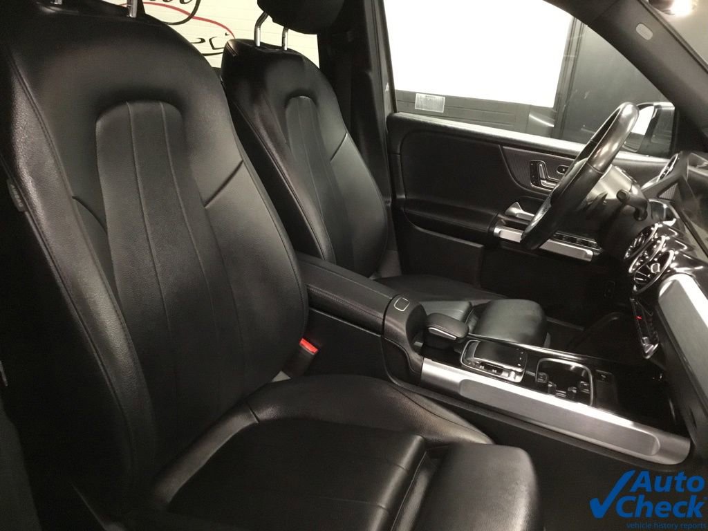 Used 2020 Mercedes-Benz GLB 250 4MATIC image 34