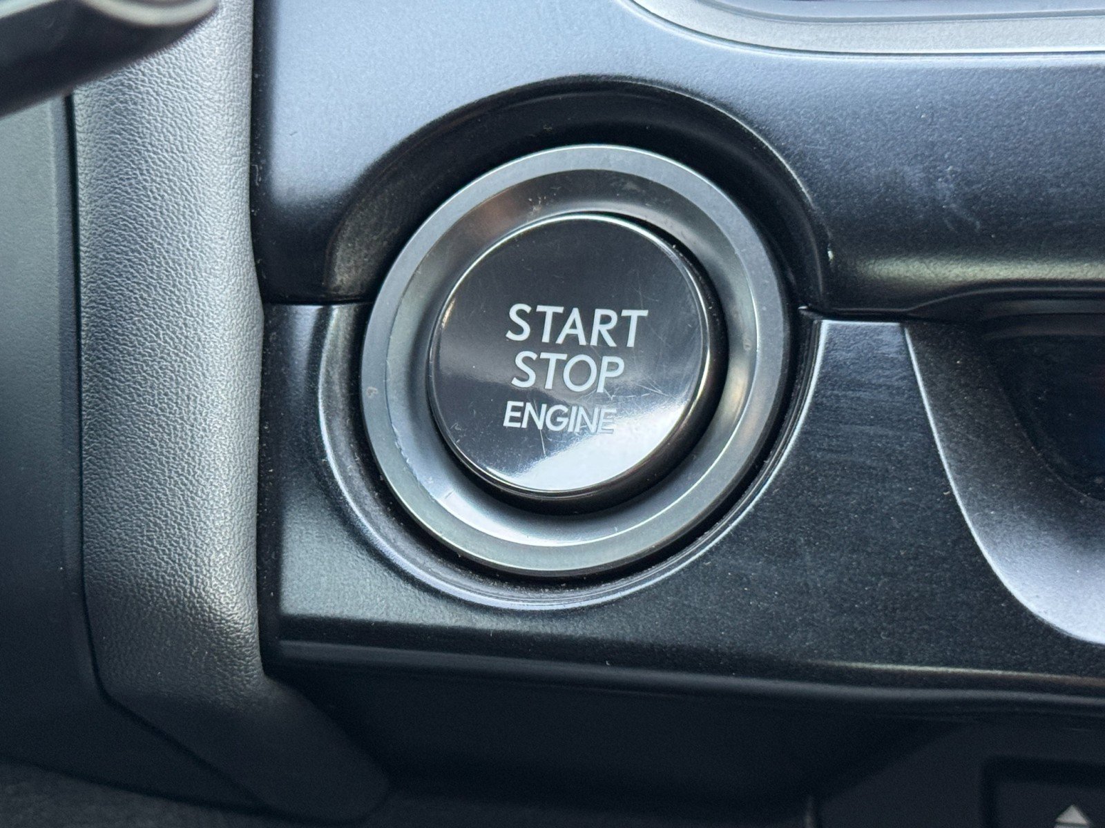 Used 2022 Lexus UX 200 image 21