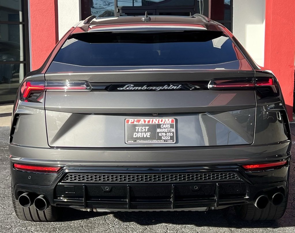 Used 2021 Lamborghini Urus image 10