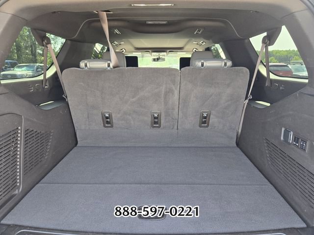 Used 2021 GMC Yukon XL SLT w/ SLT Luxury Plus Package image 17