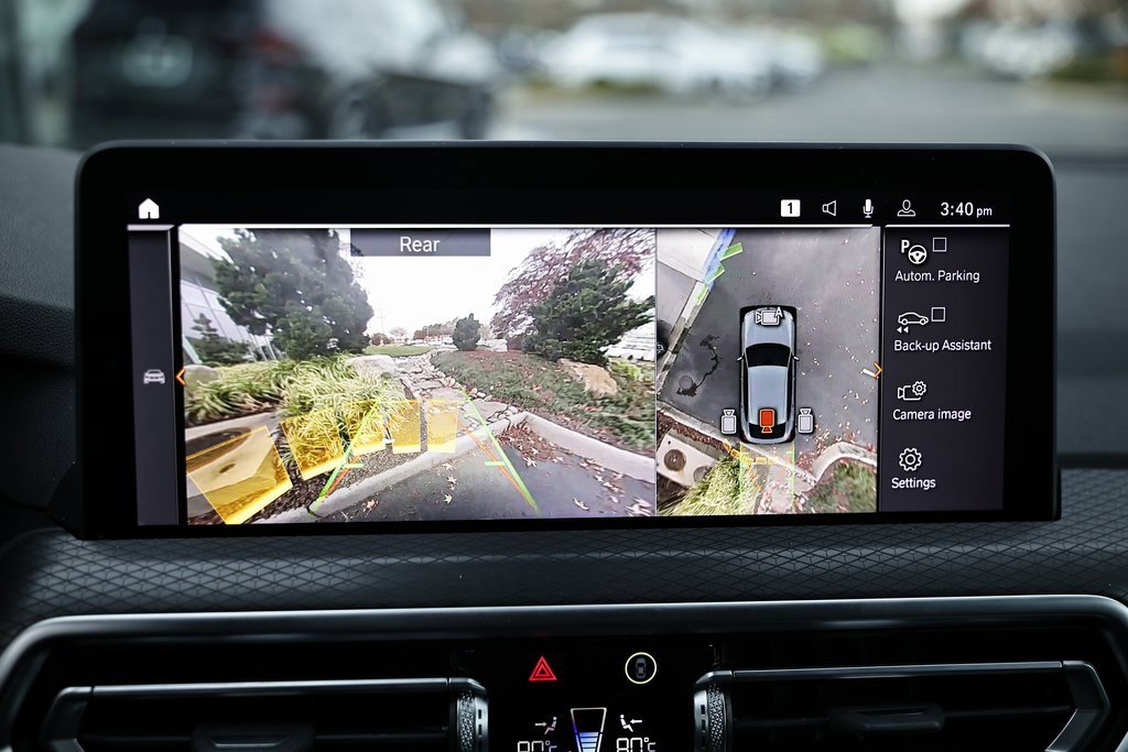 Used 2025 BMW X4 xDrive30i w/ Premium Package image 37