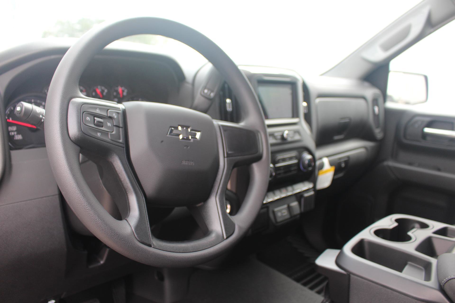 New 2025 Chevrolet Silverado 1500 Custom Trail Boss w/ LPO, Dark Essentials Package image 8