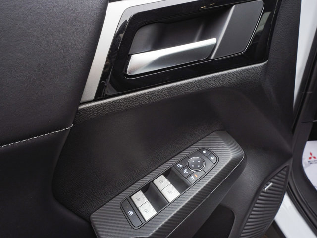 New 2026 Mitsubishi Outlander Trail Edition image 8