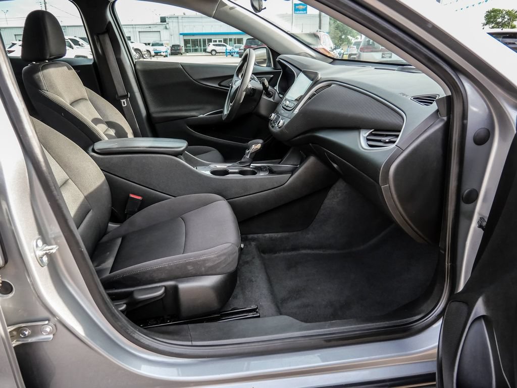 Used 2024 Chevrolet Malibu LT FWD image 14