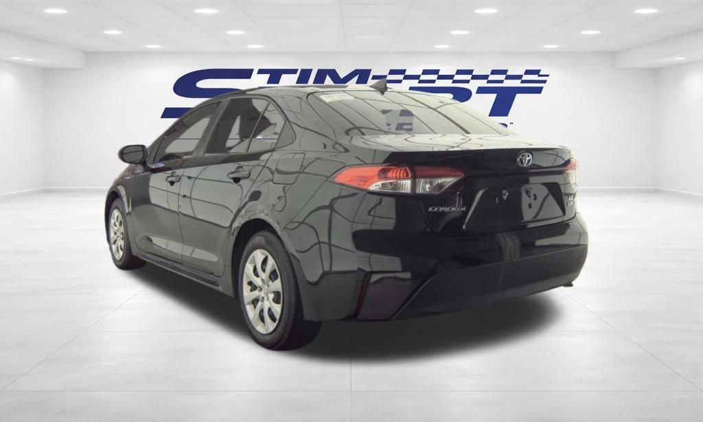 Used 2025 Toyota Corolla LE image 8