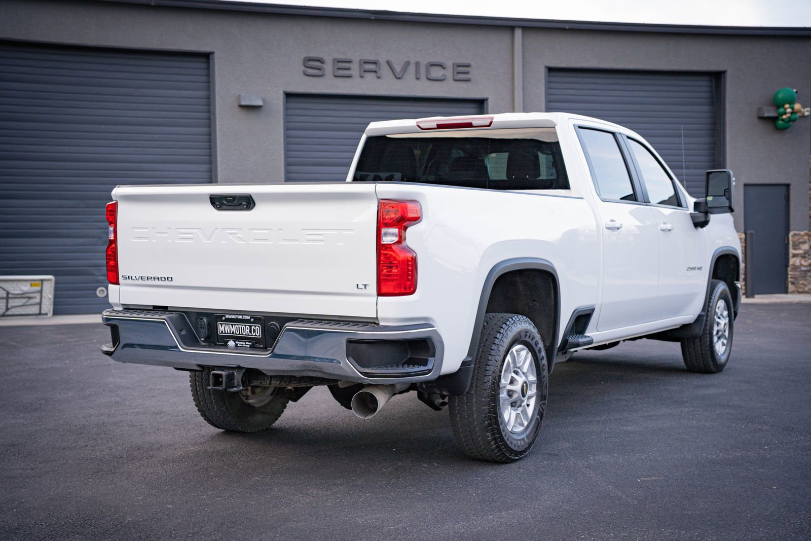 Used 2024 Chevrolet Silverado 2500 LT w/ Convenience Package image 7
