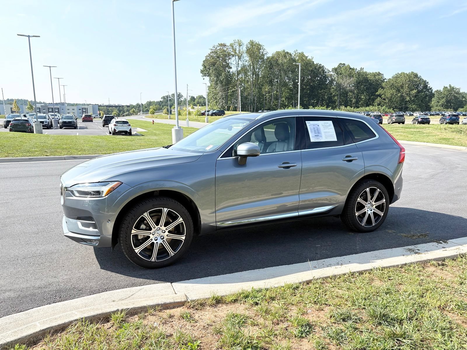 Used 2018 Volvo XC60 T6 Inscription w/ Luxury Seat Package AWD/4WD image 4