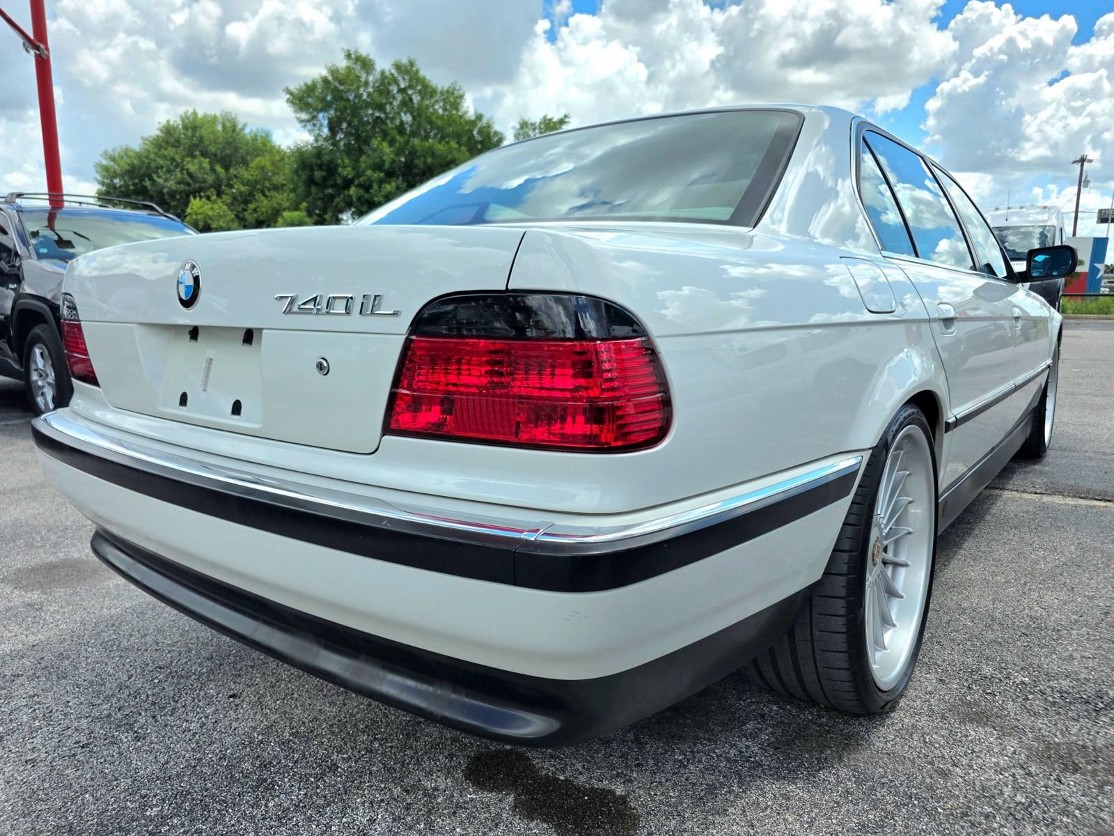 Used 1995 BMW 740iL RWD image 13