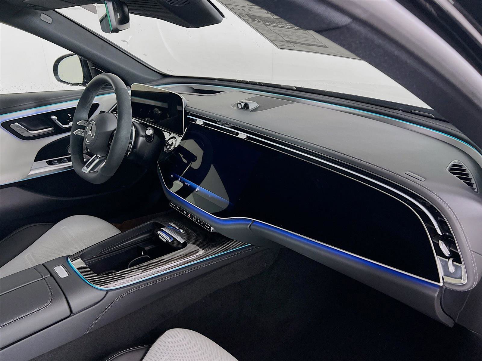 New 2026 Mercedes-Benz E 53 AMG e 4MATIC Sedan image 30
