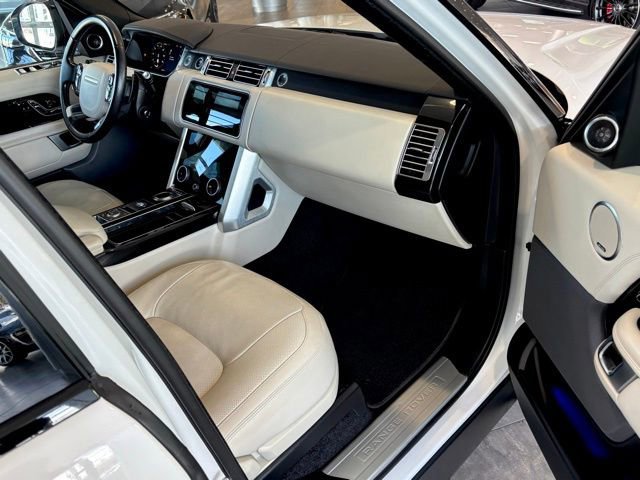 Used 2022 Land Rover Range Rover Westminster Edition image 32