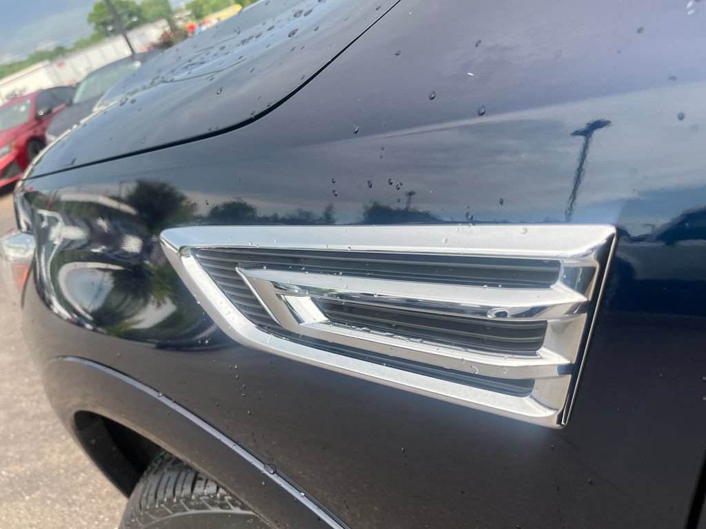Used 2024 INFINITI QX80 Luxe AWD/4WD image 32