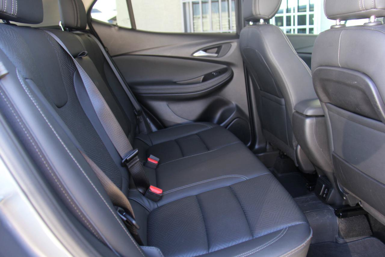Used 2021 Buick Encore GX Essence w/ Advanced Technology Package AWD/4WD image 30