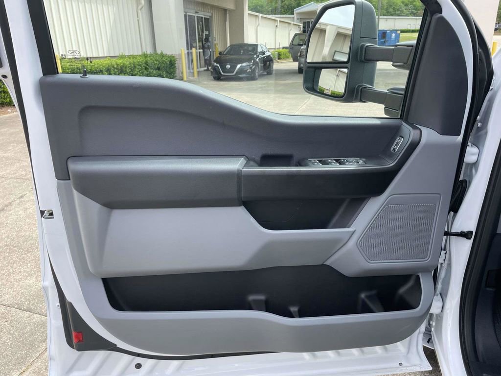 Used 2026 Ford F250 XL w/ XL Driver Assist Package RWD image 15