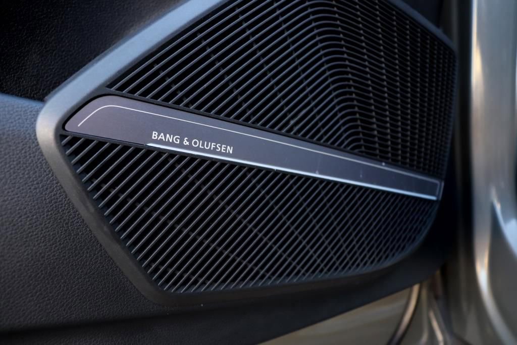 Used 2023 Audi SQ5 Premium Plus w/ Premium Plus Package image 64