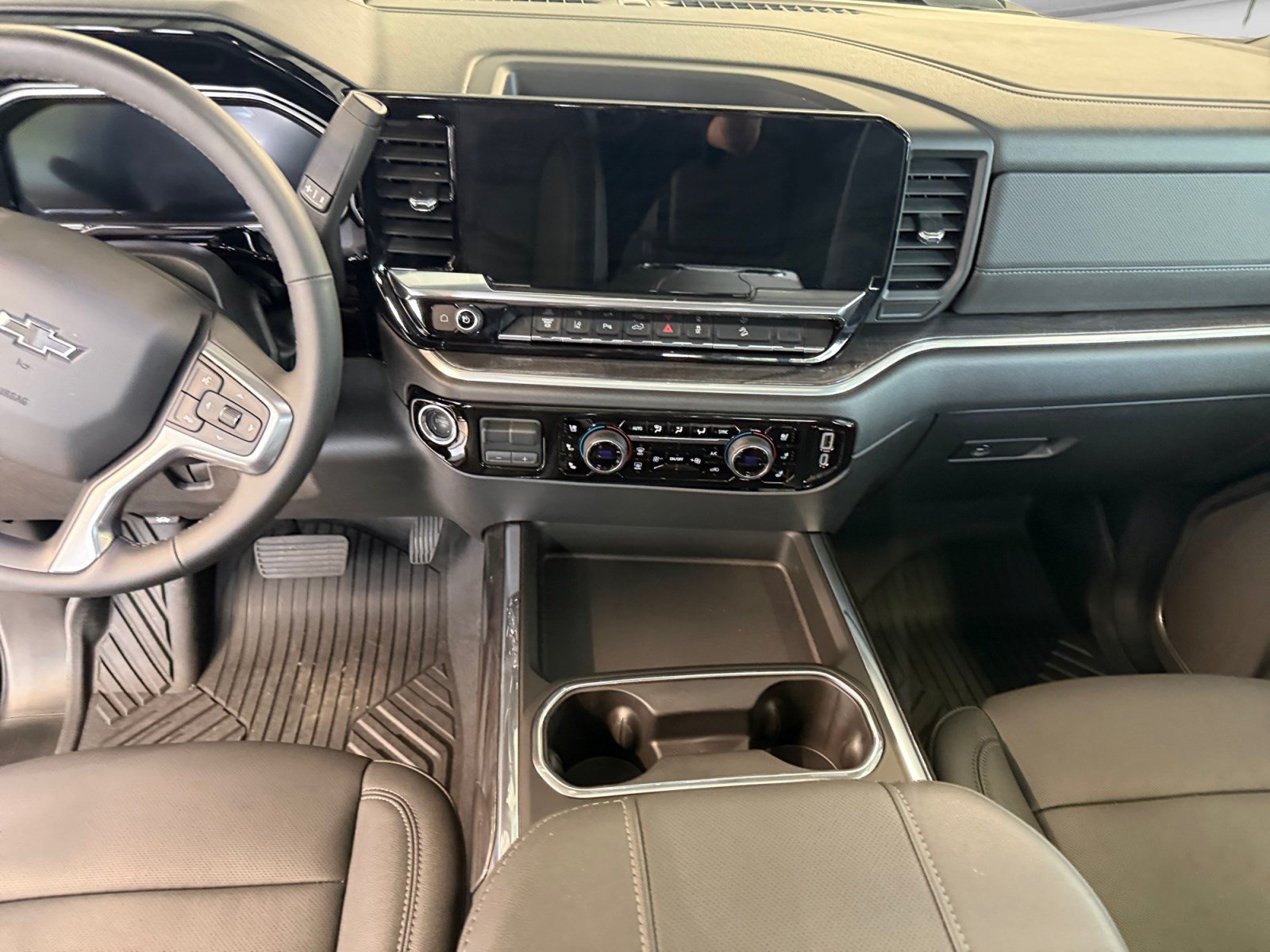 Used 2026 Chevrolet Silverado 3500 LTZ AWD/4WD image 21