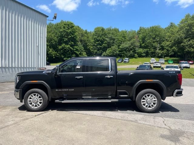 Used 2024 GMC Sierra 2500 SLT w/ SLT Premium Package AWD/4WD image 9