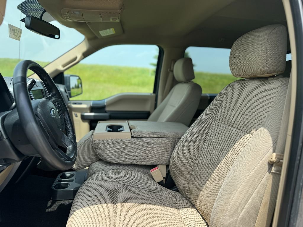 Used 2018 Ford F150 XLT w/ Equipment Group 302A Luxury image 13