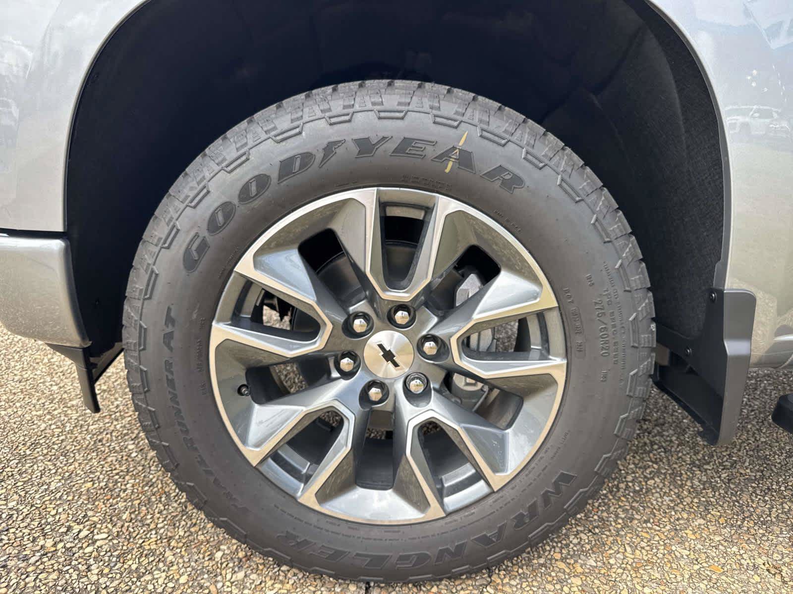 New 2026 Chevrolet Silverado 1500 RST w/ RST All Star Premium Package AWD/4WD image 3