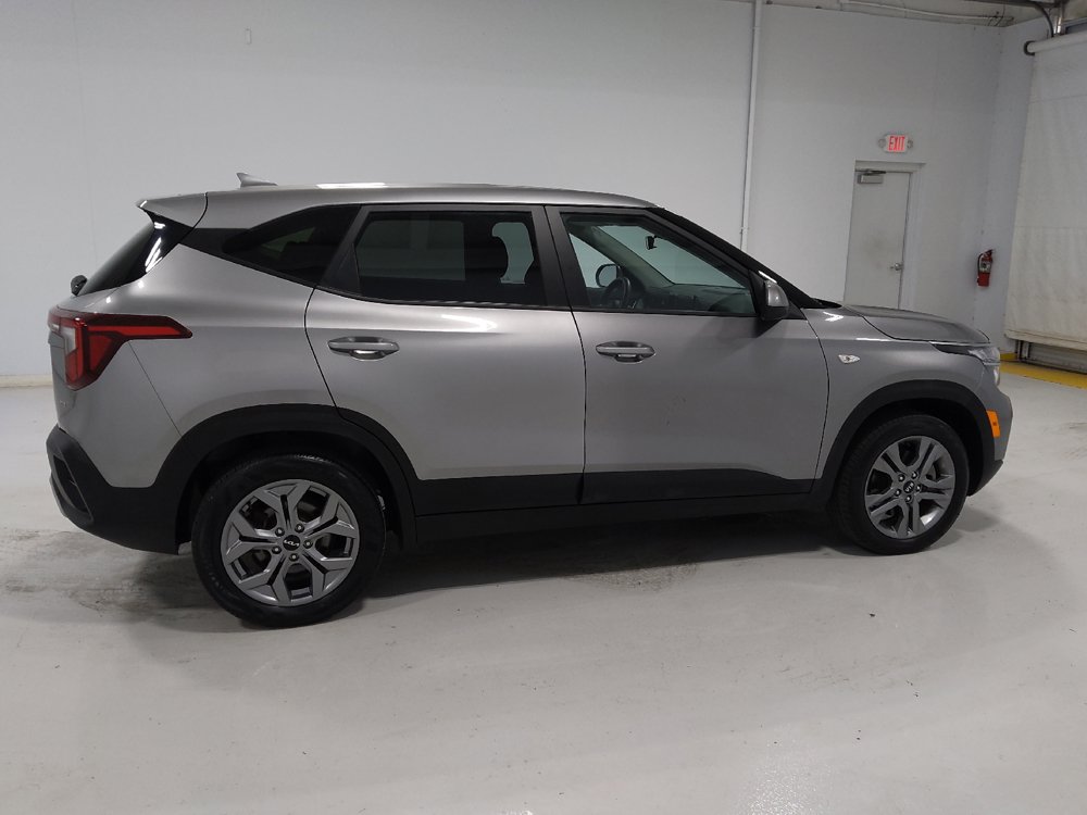 Used 2024 Kia Seltos LX AWD/4WD image 10