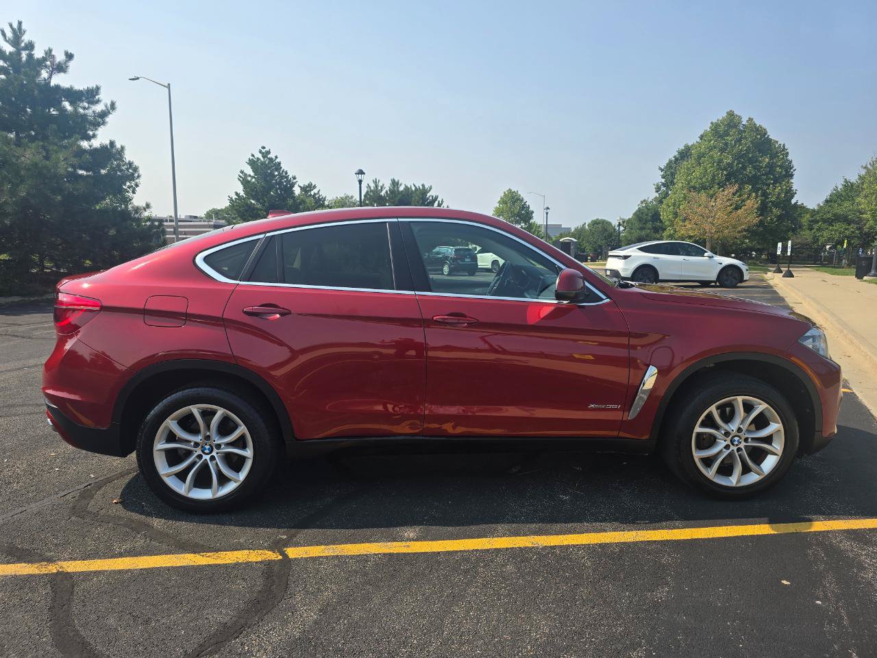 Used 2015 BMW X6 xDrive35i AWD/4WD image 4