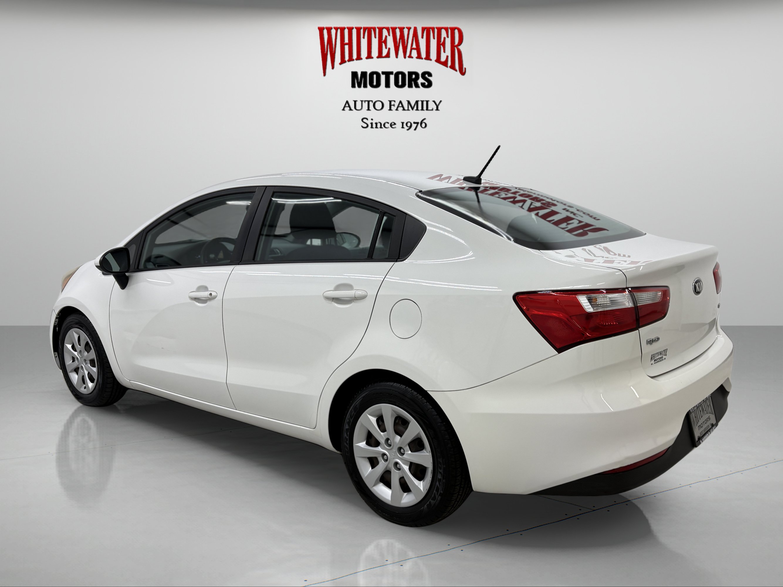 Used 2017 Kia Rio LX w/ Power Package FWD image 2