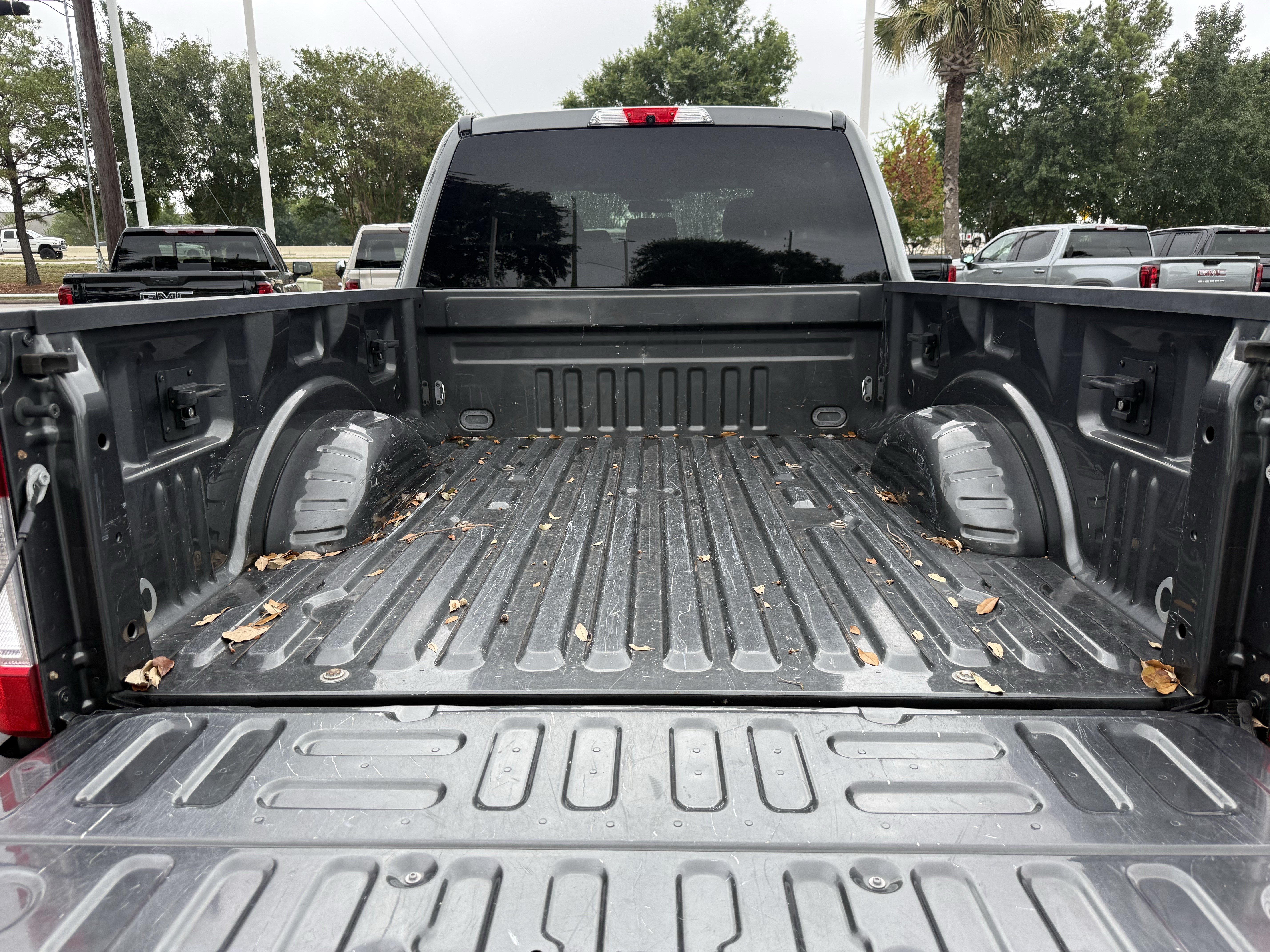 Used 2017 Ford F250 XLT w/ XLT Premium Package AWD/4WD image 29